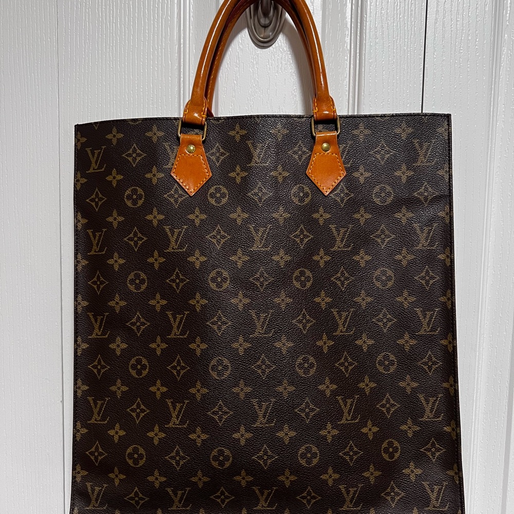 Beautiful Louis Vuitton Monogram Sac Plat Tote Bag Excellent Condition